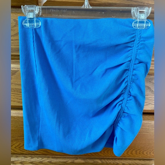 Zara Ruched Rib Skirt - Picture 4 of 5